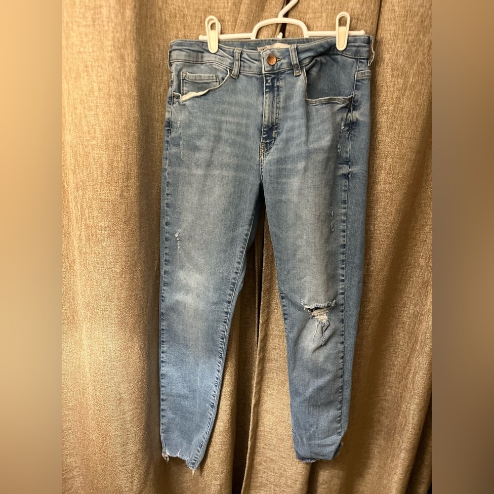 Zara Light Blue Denim Jeans